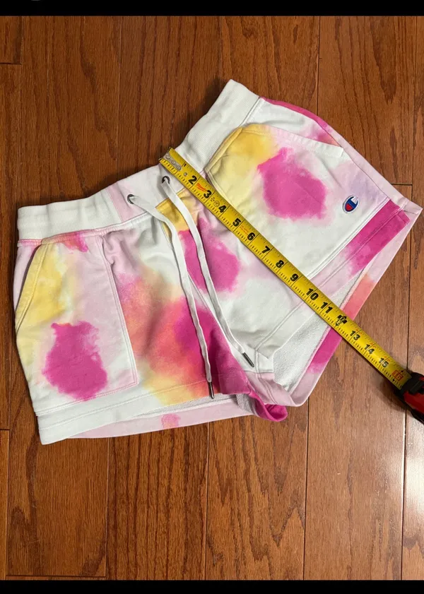Champions Tie-dye Fleece Drawstring pull-on Shorts- size Medium. Gently warn & Excellent condition. Pockets on each side & 1 back pocket. Non-smoking home. Priced to sell at as is condition. Measurements approximately 13” waste not fully stretched out x 11” long. Don’t like my price make a reasonable offer. - Image 6