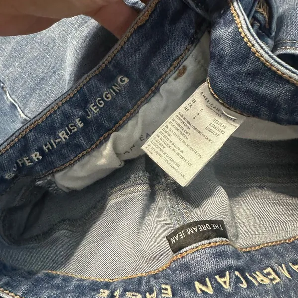 American Eagle Dream jean super high rise size 6 jeggings - Image 3