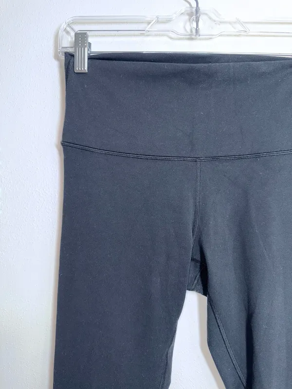 Victoria’s Secret Black Cropped Leggings High Rise 25” Skinny Athletic - Image 2