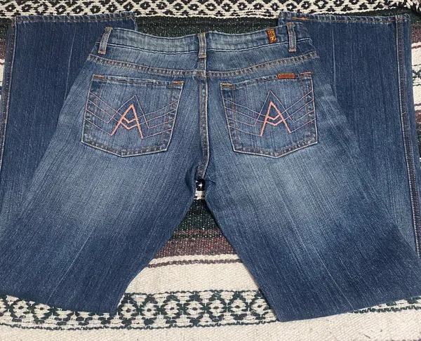 Blue and navy flared jeans Size 28 - Image 2