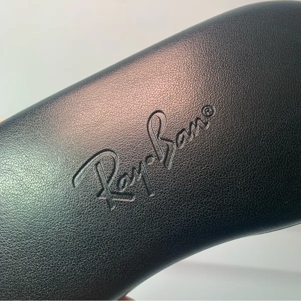Ray-Ban Hard‎ Shell Sunglasses Case - Image 4