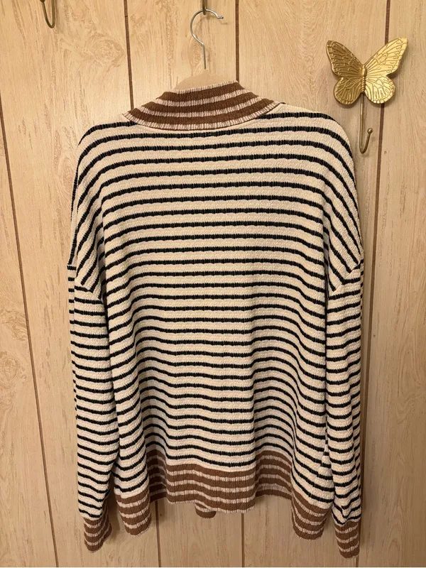 BKE Womwn’s Cream, Black & Brown Striped Half-Zip Sweater - Image 5