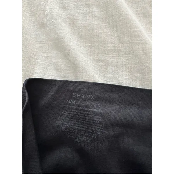 Spanx Women’s Medium High Rise Seamless Leggings Pants - Image 4