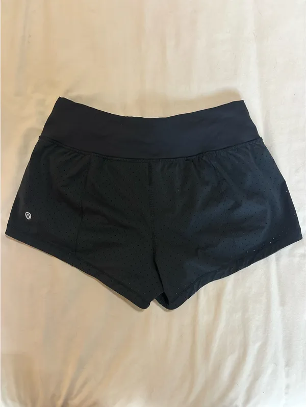 Lululemon 2.5" Shorts - Image 3