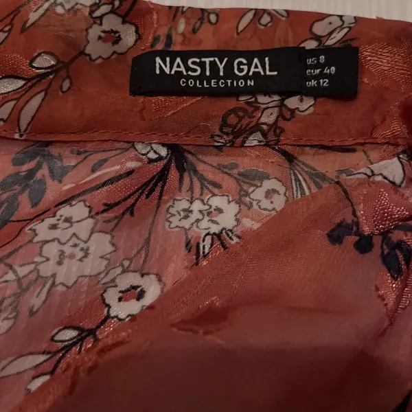 Nasty Gal floral tie blouse - Image 9