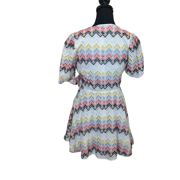 N12H White Eyelet Mini Wrap Dress XS Fit & Flare Cotton Zigzag Cottage $260 - Image 8