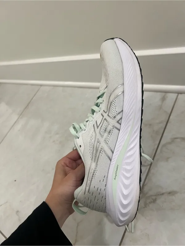 ASICS White Mint Gel Excite 10 Sneakers Size 9 US - Image 4