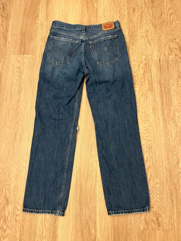 levi’s jeans  - Image 3