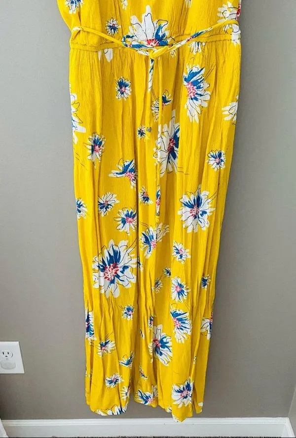 Charming Charlie Floral Print Maxi Dress Yellow Sz Medium - Image 3