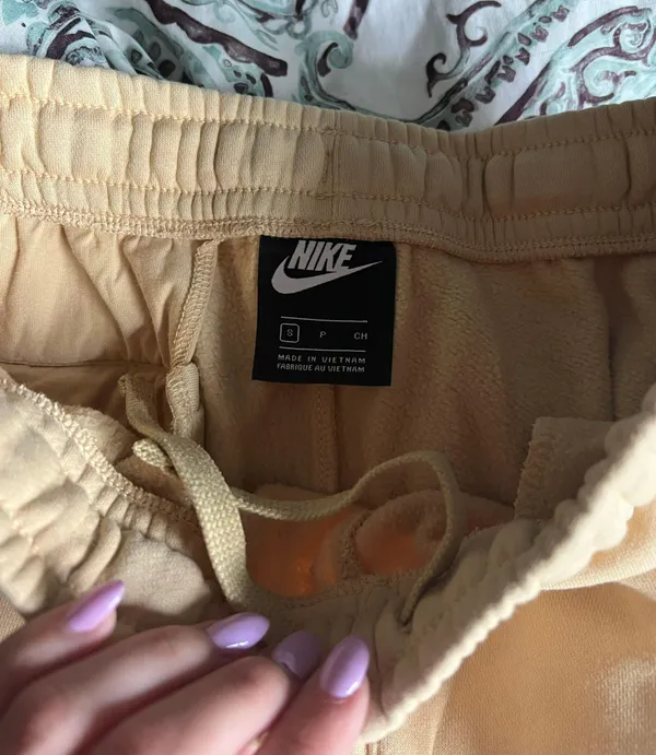 Nike Sweatpants - Image 3