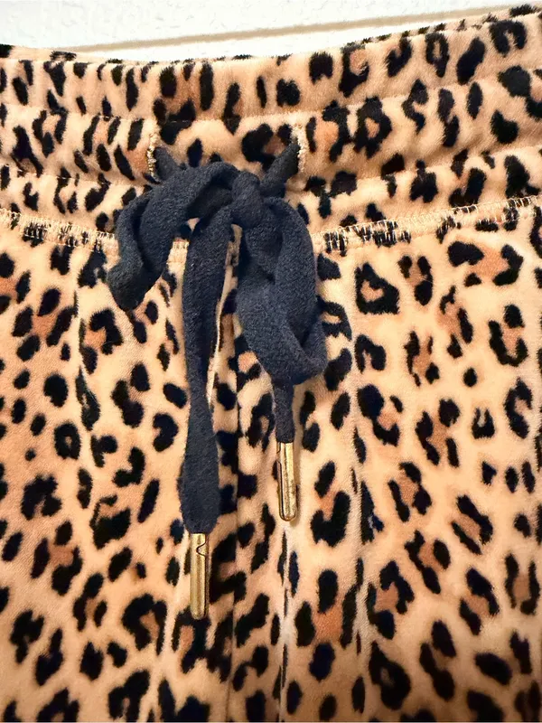Juicy Couture leopard print soft velour lounge pant, pull up elastic waist, sz L - Image 7