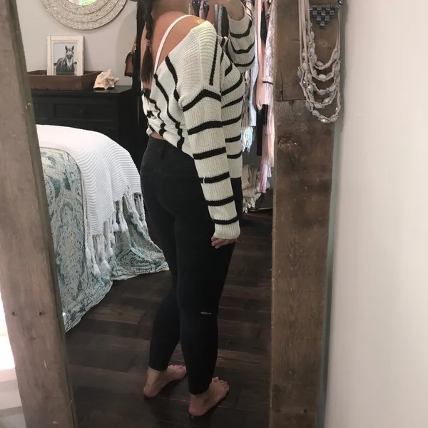 Love Tree small creme & black striped back sweater - Image 4