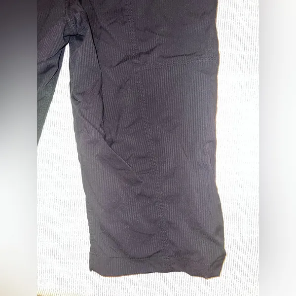 Lululemon Dance Studio Pants | Size 2‎ |Cropped with a 14" inseam - Image 12