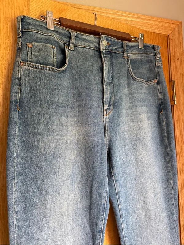 Anthropologie Pilcro Retro High Rise Flare Jeans Medium Wash Stretch Women’s 32 - Image 5