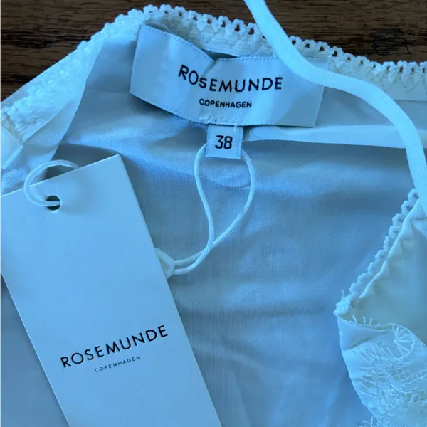 rosemunde white dress Size 38 - Image 3