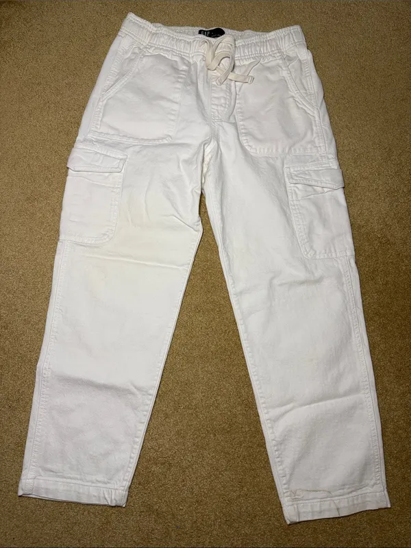 Women’s GAP Easy Cargo Capris - Image 3