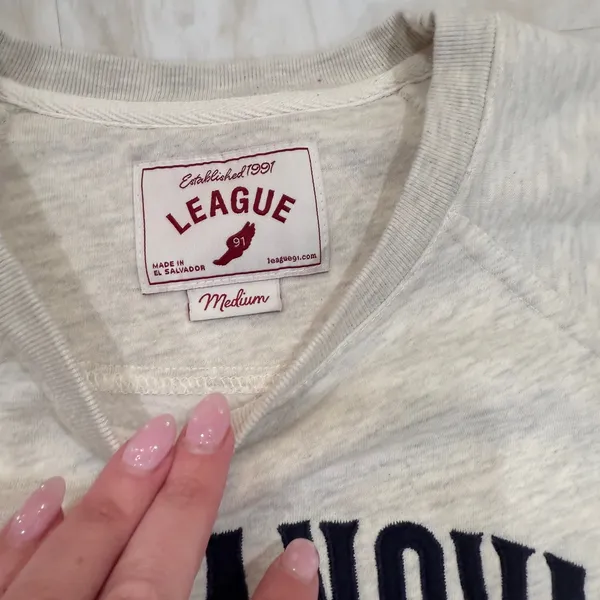 League Villanova Wildcats Sweatshirt Gray Heather Crewneck Medium Collegiate - Image 3