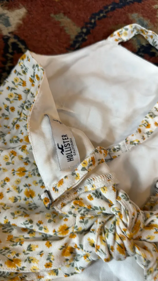 Hollister Floral Spaghetti Strap Crop Top - Image 2