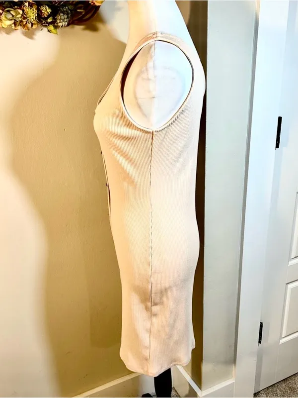 💥NWT The Drop x Sierra Furtado Rose Dust Ribbed Bodycon Mini Dress Sz M💛 - Image 6