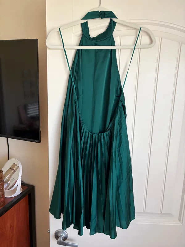 Abercrombie halter neck green dress - Image 2