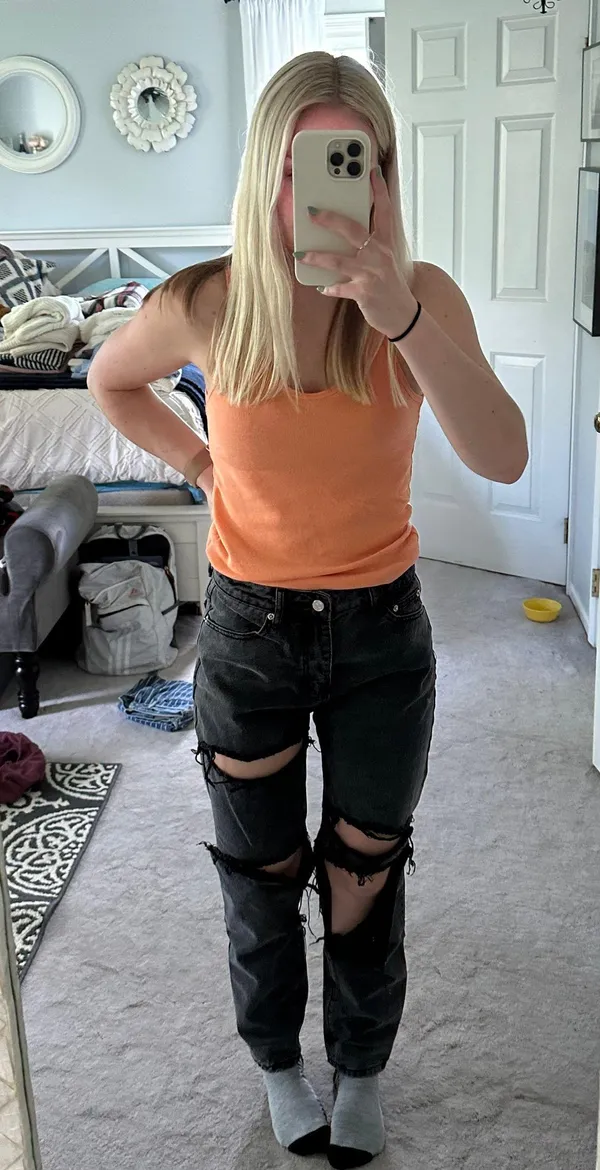 Adika Ripped Jeans - Image 2