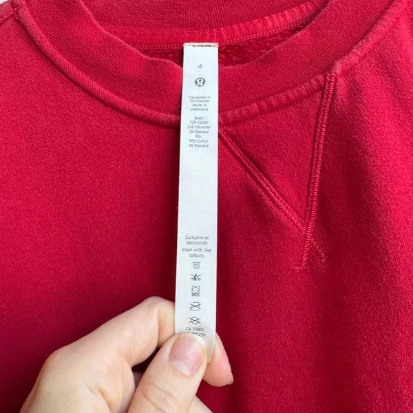 Lululemon All Yours Red Fleece Crewneck Sweatshirt Women’s Size 4 Rip Tag Small - Image 4
