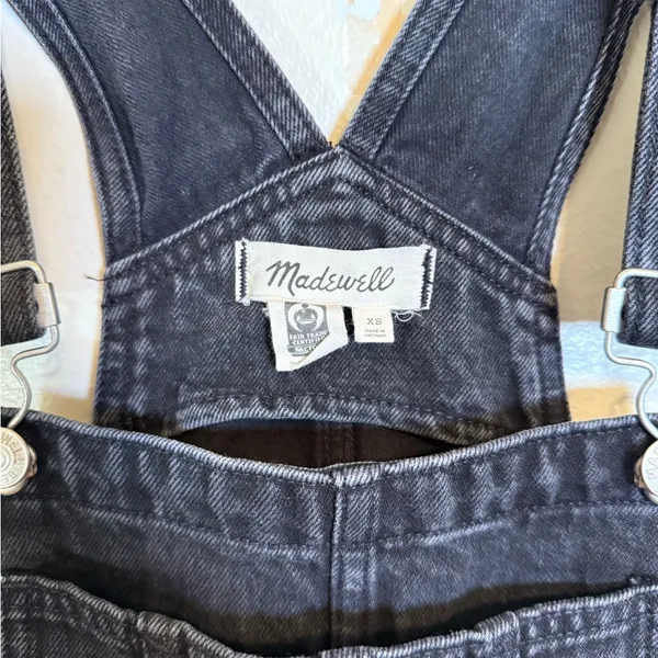 Madewell Straight-Leg‎ Overalls in Lunar Wash - Image 4