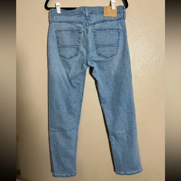 Hollister Women's Light Blue Slim Straight‎ Leg Jeans size w 29 L 30 - Image 4
