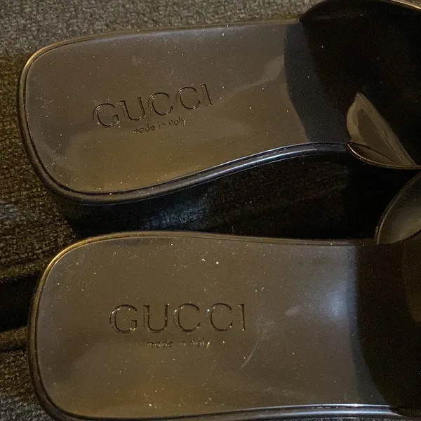 Gucci Rubber Logo Sandal Slipper size 38 - Image 3