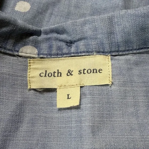 Cloth‎ & Stone Top L Anthropologie Denim Chambray Polka Dot Button Up Shirt - Image 7