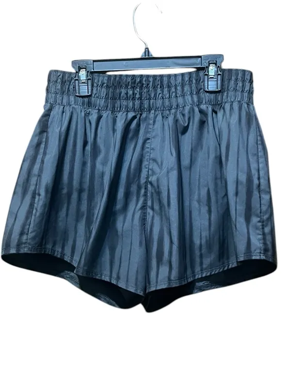 Nike Sports Bra & Shorts Set – Size Medium – Gray Tie-Dye Athletic‎ Set - Image 7