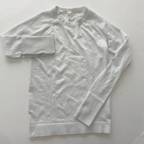 Lululemon Rest Less Pullover White Size 8 Long Sleeve Pullover Run Gym - Image 2