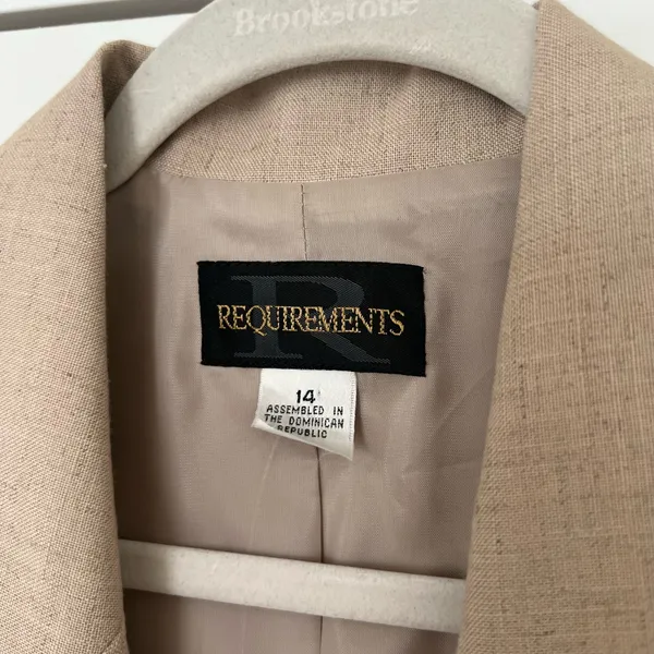 Requirements Vintage Tan Blazer - Image 4