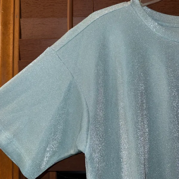 Anthropologie NWT $68 By Sky Blue Short-Sleeve Shine Cropped Pullover Tee M - Image 10