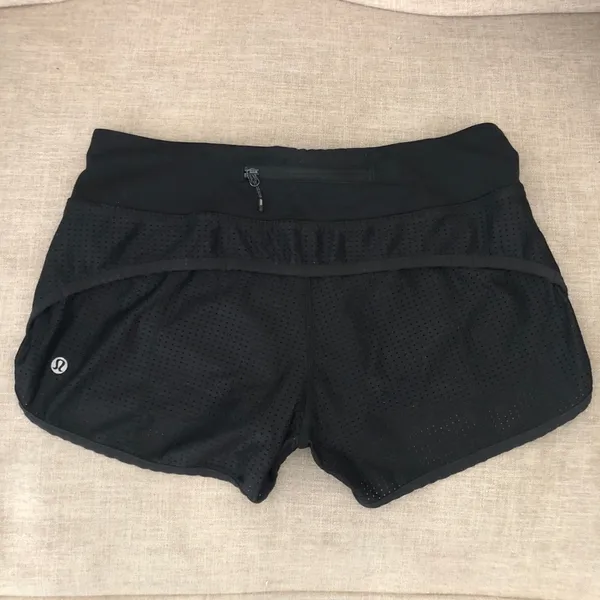 Lululemon Perforated Mesh Look Speed Shorts Athletic Running Black 4 Small - Image 3