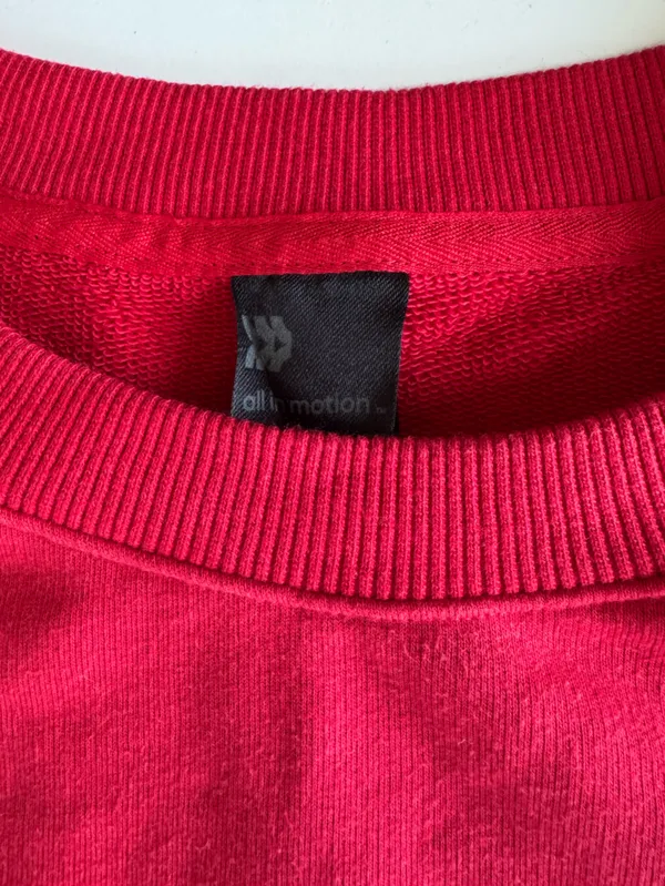 All in Motion Red "Athletic Court Club" Cropped Crewneck Sweatshirt Sz Medium - Image 5