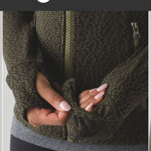 Lululemon Define Jacket in Brave Olive Size 4 - Image 7