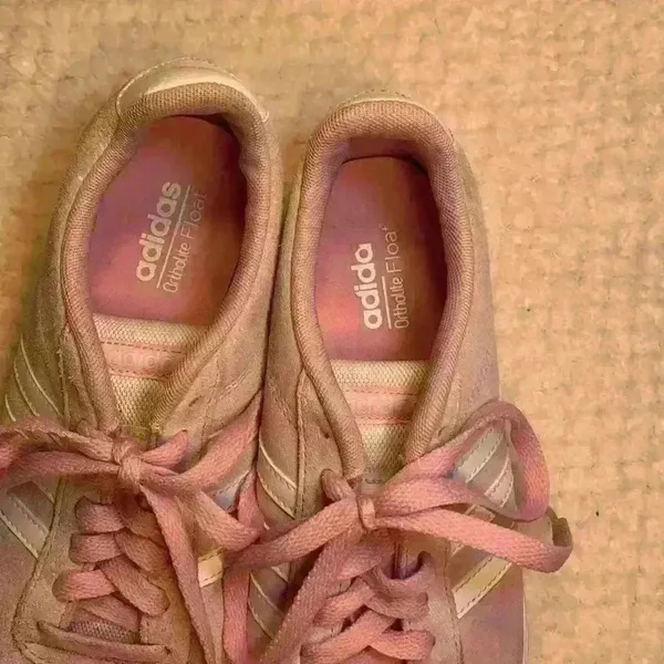 Adidas pink sneaker sz 9 casual preppy Barbie streetwear comfy school *flaw - Image 7
