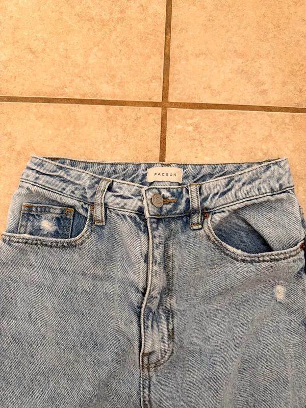 PacSun 90’s Boyfriend Jeans - Image 2