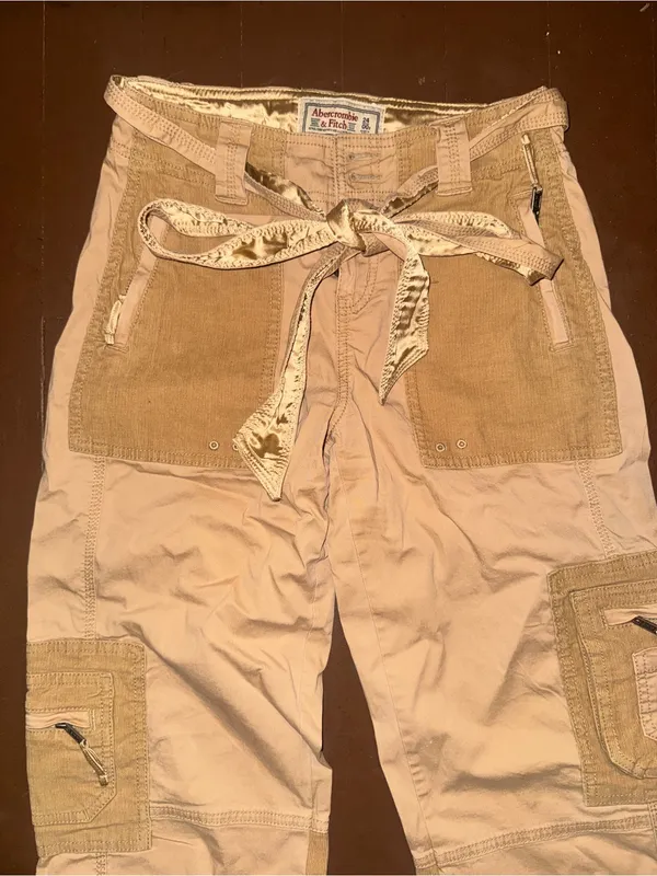 Abercrombie & Fitch Cargo Pants - Image 2