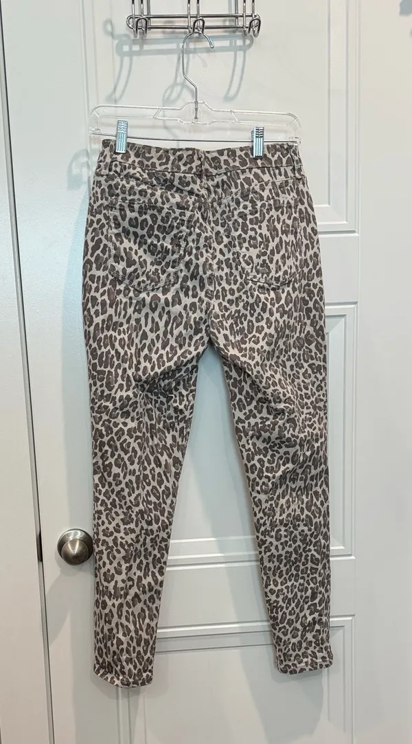 Nine West leopard pants - Image 6