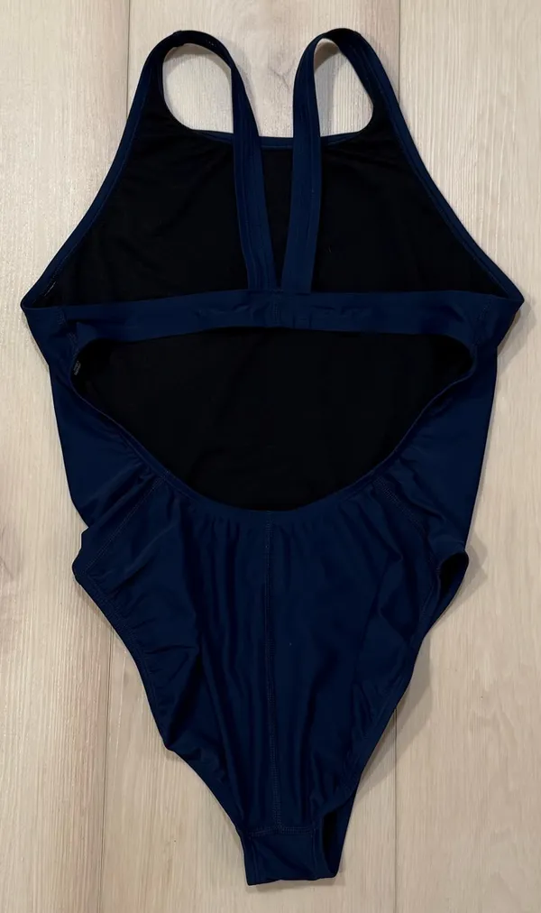 Nike One-Piece Swimsuit Women's size 14 (Large) - Image 3