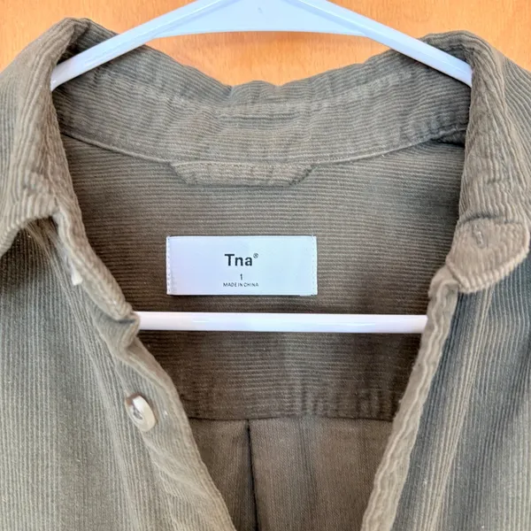 Tna Corduroy Button Down Shirt Womens 1 Olive Green Long Sleeve WRD3-2220-30 - Image 2