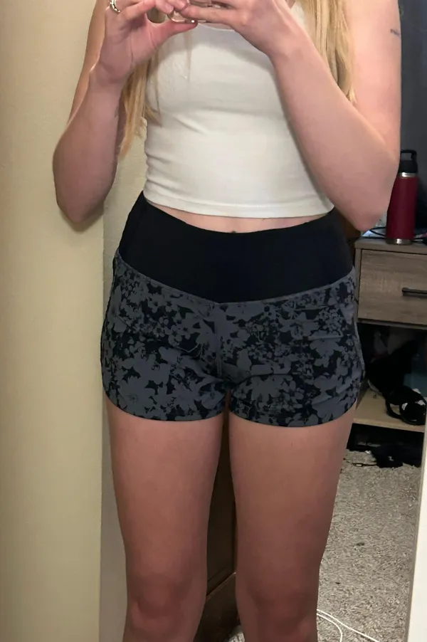 Lululemon Shorts - Image 3