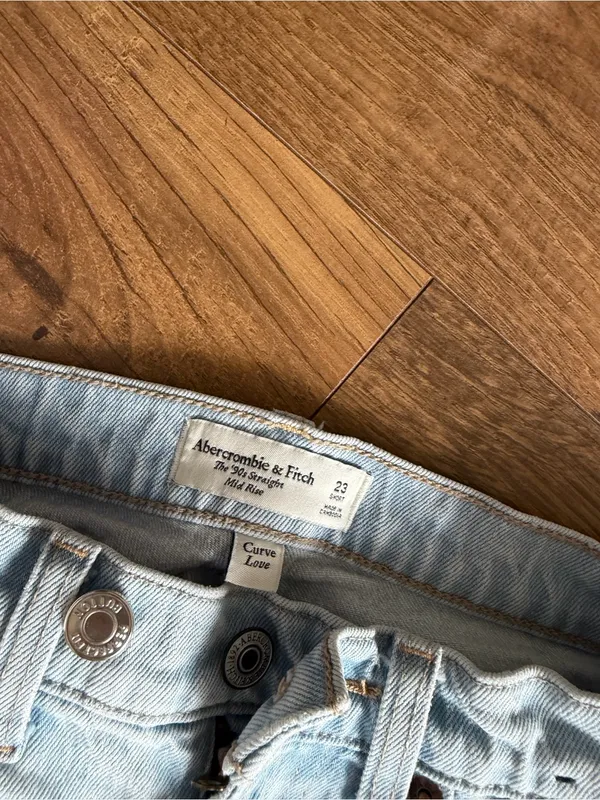 Abercrombie & Fitch 90s Straight Leg Jeans - Image 2