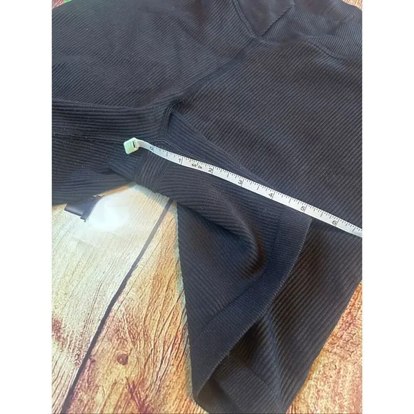 Aerie Offline Black Bike Shorts Size M - Image 7