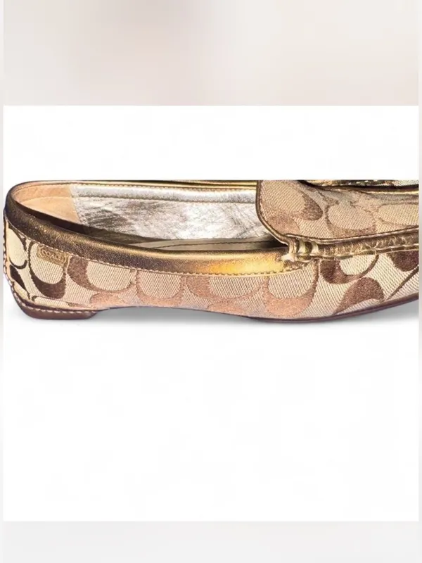 Coach Sheila Signature C Loafers 7.5 Preppy Quiet Luxury Cottagecore Workwear - Image 7