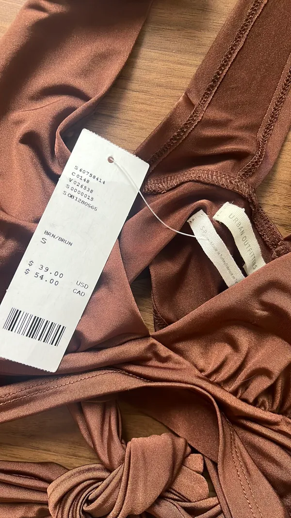 Urban Outfitters Crop Halter - Image 3