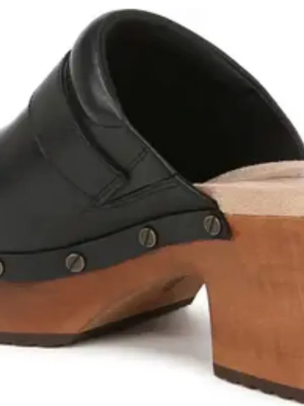 Uggs vintage Black Leather Studded Clog Heels - Women - Image 10