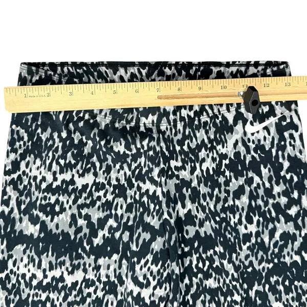 Nike Black Gray White Mottled Print Camouflage Soft Pull On Leggings size M - Image 8